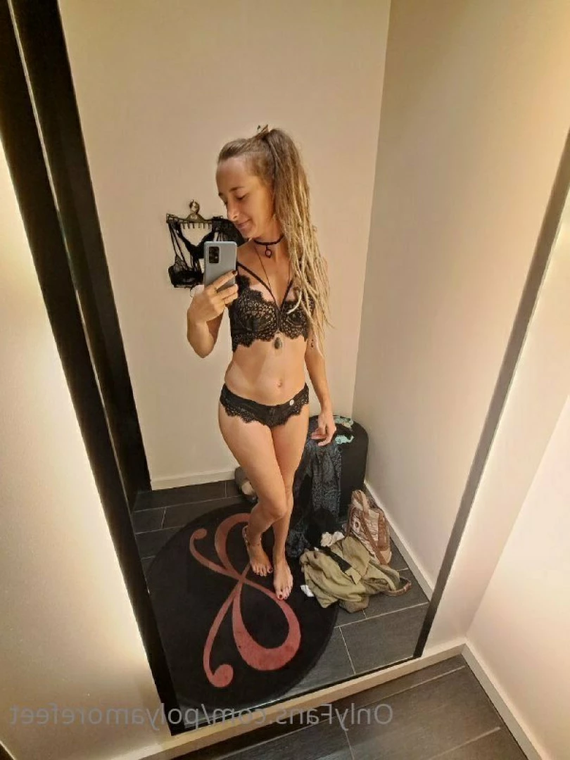 polyamorefeet Onlyfans leaked photo 7194780 on Hotleaks.tv
