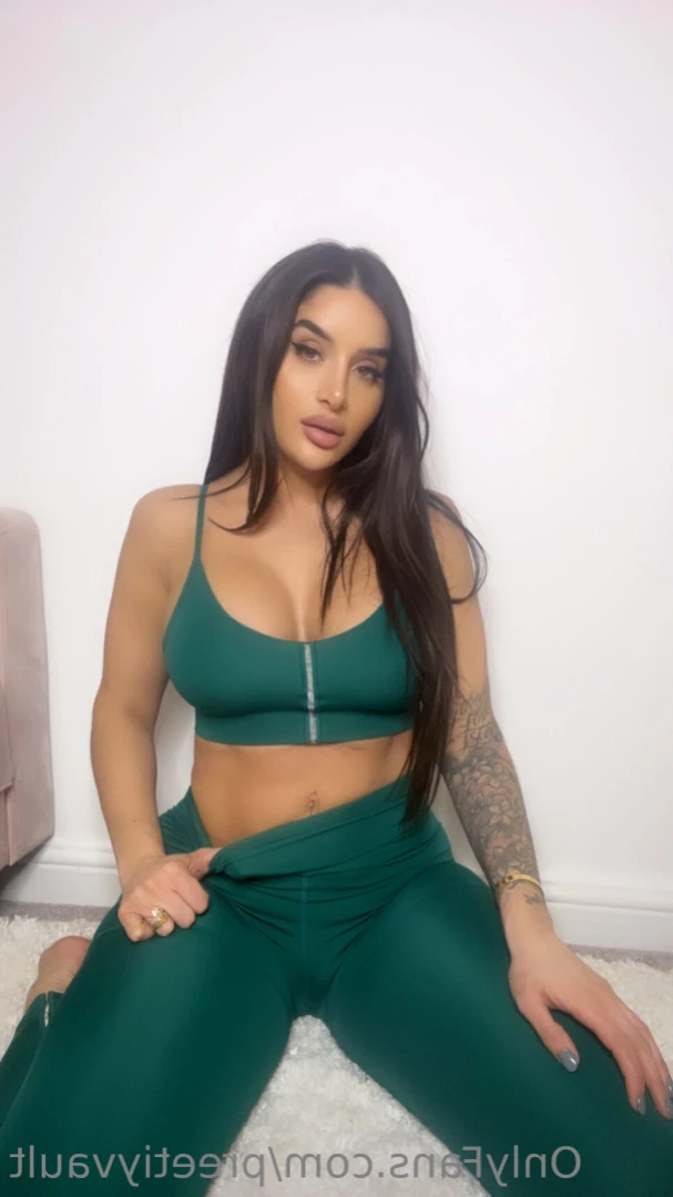 Preeti’s Vault 🖤 [ preetiyvault ] Onlyfans leaked photo 12217156 on Hotleaks.tv