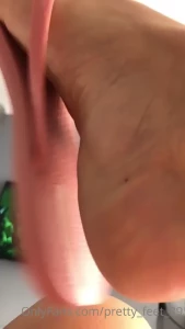 Goddess Vanessa [ pretty_feet_39 ] Onlyfans leaked video 7034046 on Hotleaks.tv