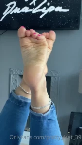 Goddess Vanessa [ pretty_feet_39 ] Onlyfans leaked video 7034210 on Hotleaks.tv