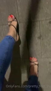 Goddess Vanessa [ pretty_feet_39 ] Onlyfans leaked video 7034355 on Hotleaks.tv