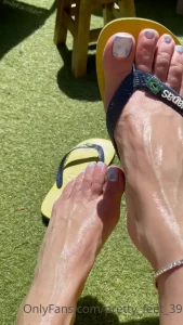 Goddess Vanessa [ pretty_feet_39 ] Onlyfans leaked video 7035613 on Hotleaks.tv