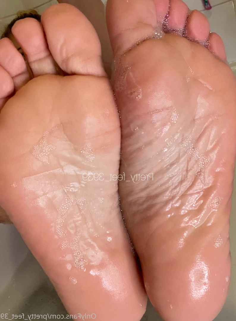 Goddess Vanessa [ pretty_feet_39 ] Onlyfans leaked photo 7166329 on Hotleaks.tv