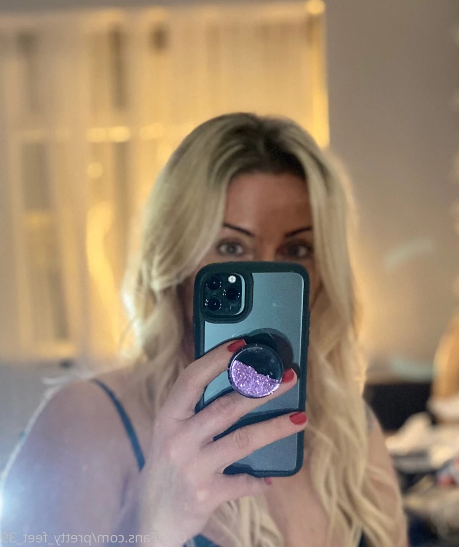 Goddess Vanessa [ pretty_feet_39 ] Onlyfans leaked photo 7167534 on Hotleaks.tv