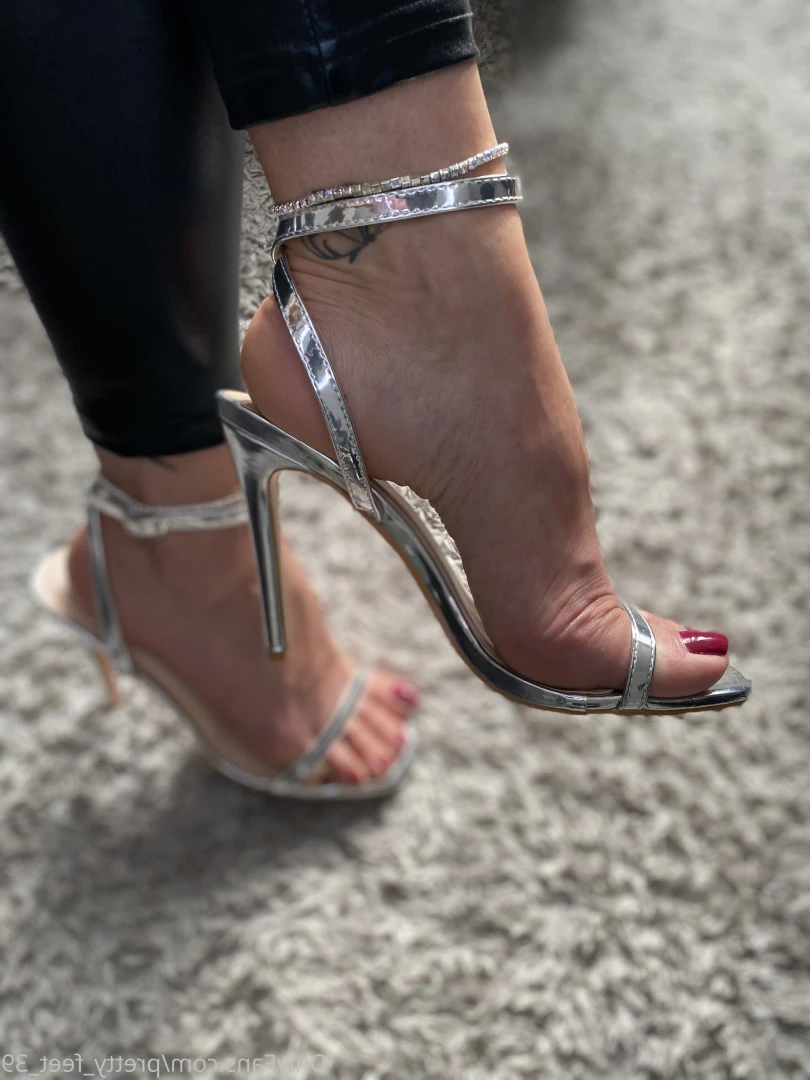 Goddess Vanessa [ pretty_feet_39 ] Onlyfans leaked photo 7167826 on Hotleaks.tv