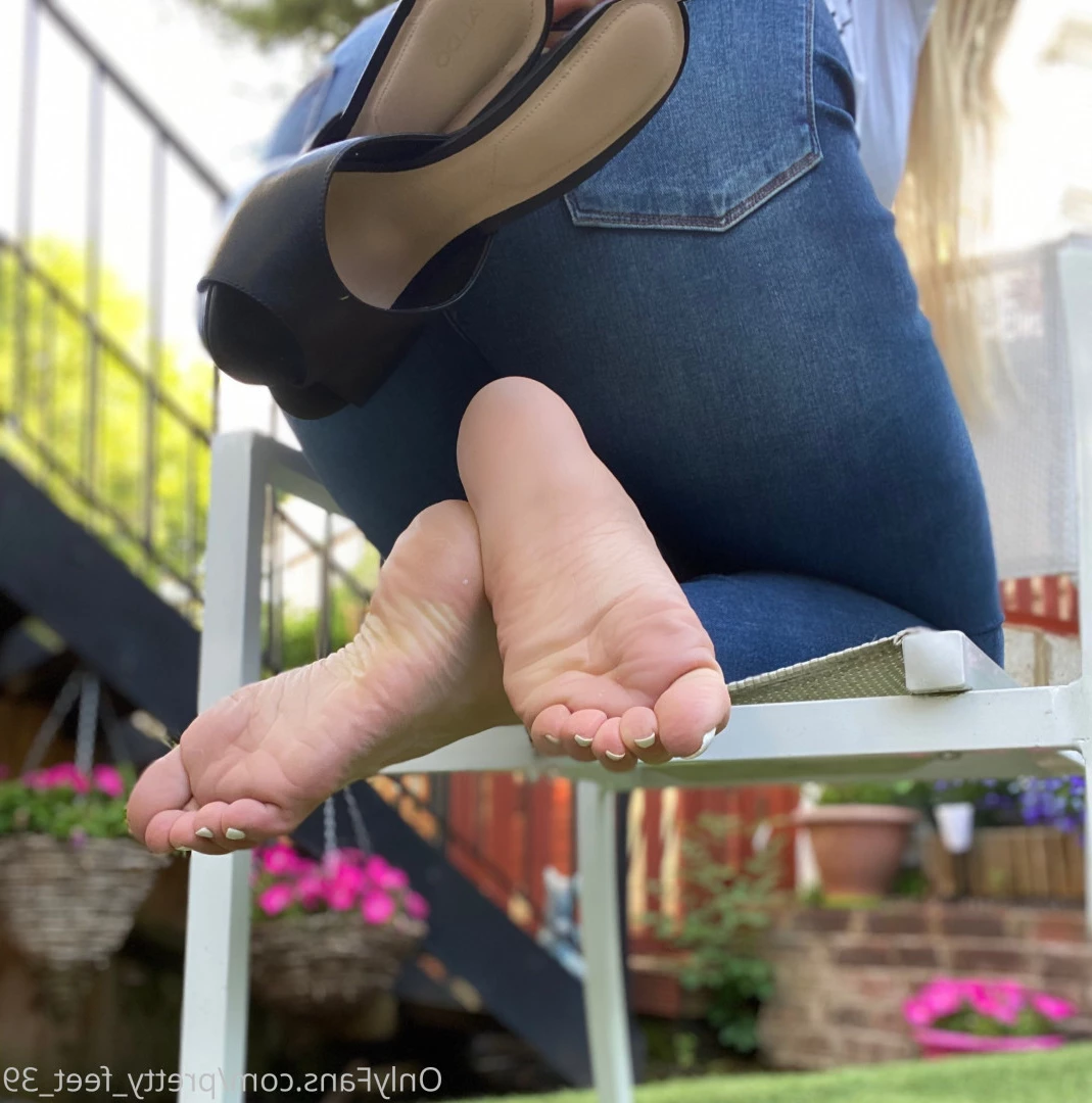 Goddess Vanessa [ pretty_feet_39 ] Onlyfans leaked photo 7168875 on Hotleaks.tv