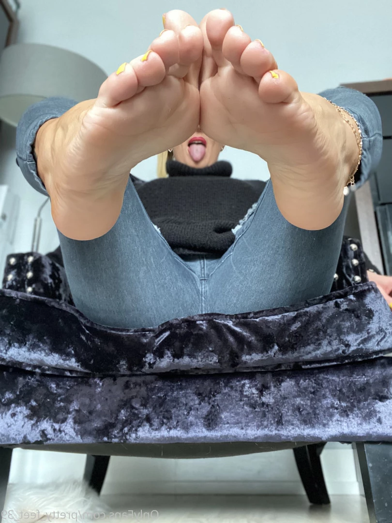 Goddess Vanessa [ pretty_feet_39 ] Onlyfans leaked photo 7169380 on Hotleaks.tv