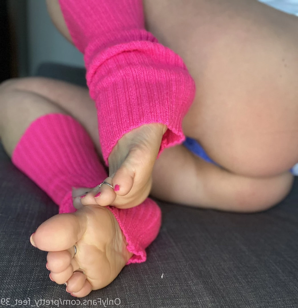 Goddess Vanessa [ pretty_feet_39 ] Onlyfans leaked photo 7170346 on Hotleaks.tv