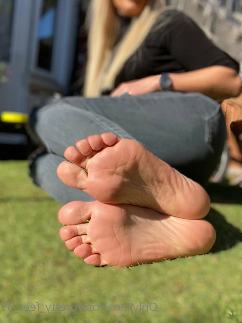 Goddess Vanessa [ pretty_feet_39 ] Onlyfans leaked photo 7172188 on Hotleaks.tv