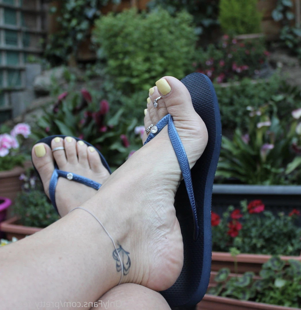 Goddess Vanessa [ pretty_feet_39 ] Onlyfans leaked photo 7172290 on Hotleaks.tv
