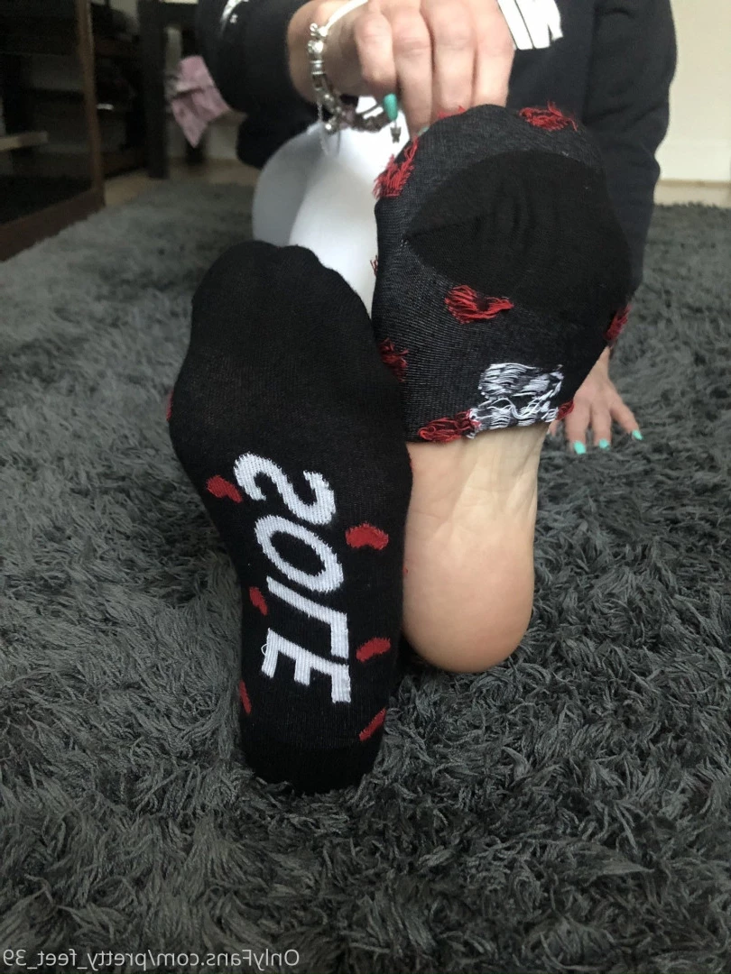 Goddess Vanessa [ pretty_feet_39 ] Onlyfans leaked photo 7176597 on Hotleaks.tv