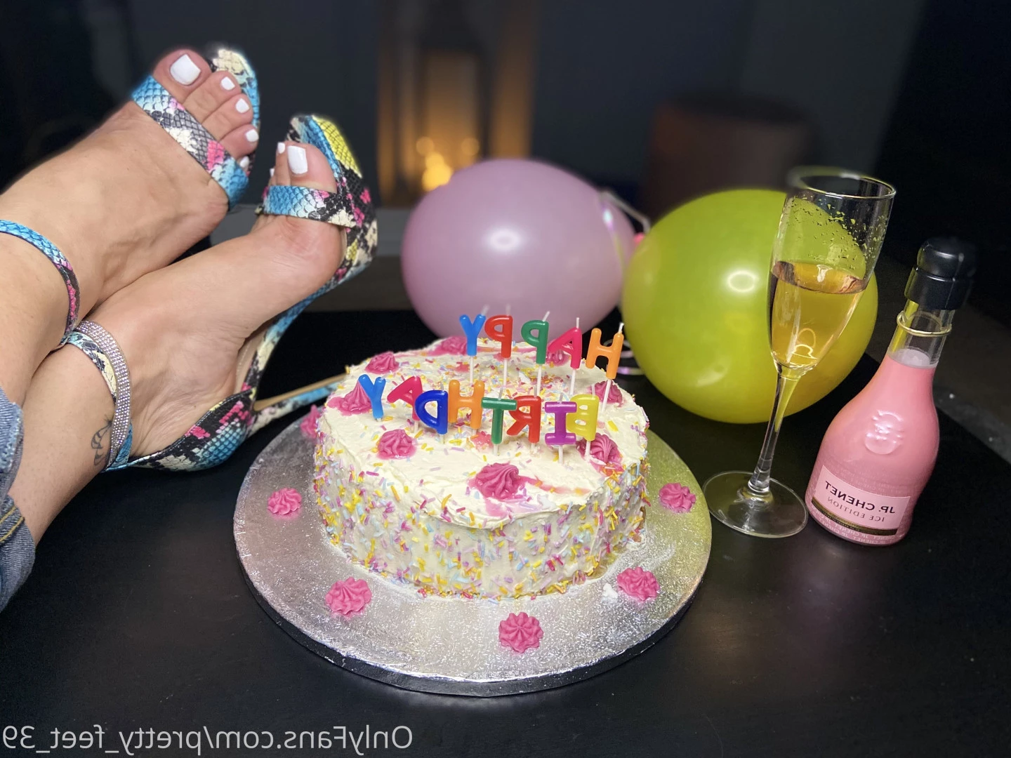 Goddess Vanessa [ pretty_feet_39 ] Onlyfans leaked photo 7176737 on Hotleaks.tv