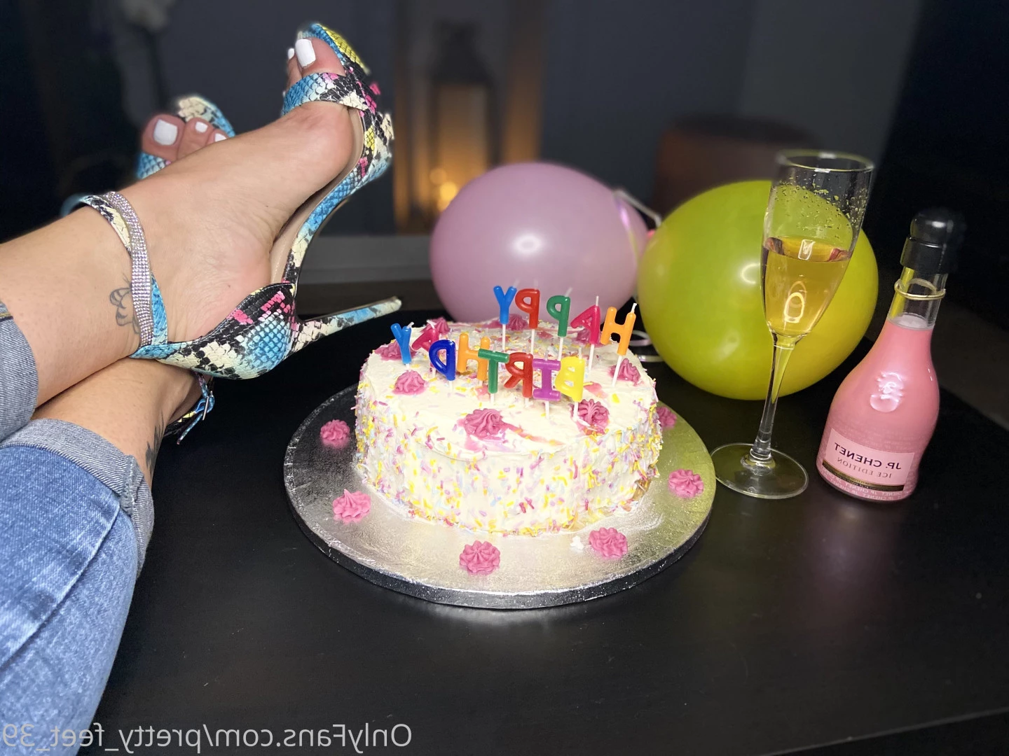 Goddess Vanessa [ pretty_feet_39 ] Onlyfans leaked photo 7178596 on Hotleaks.tv