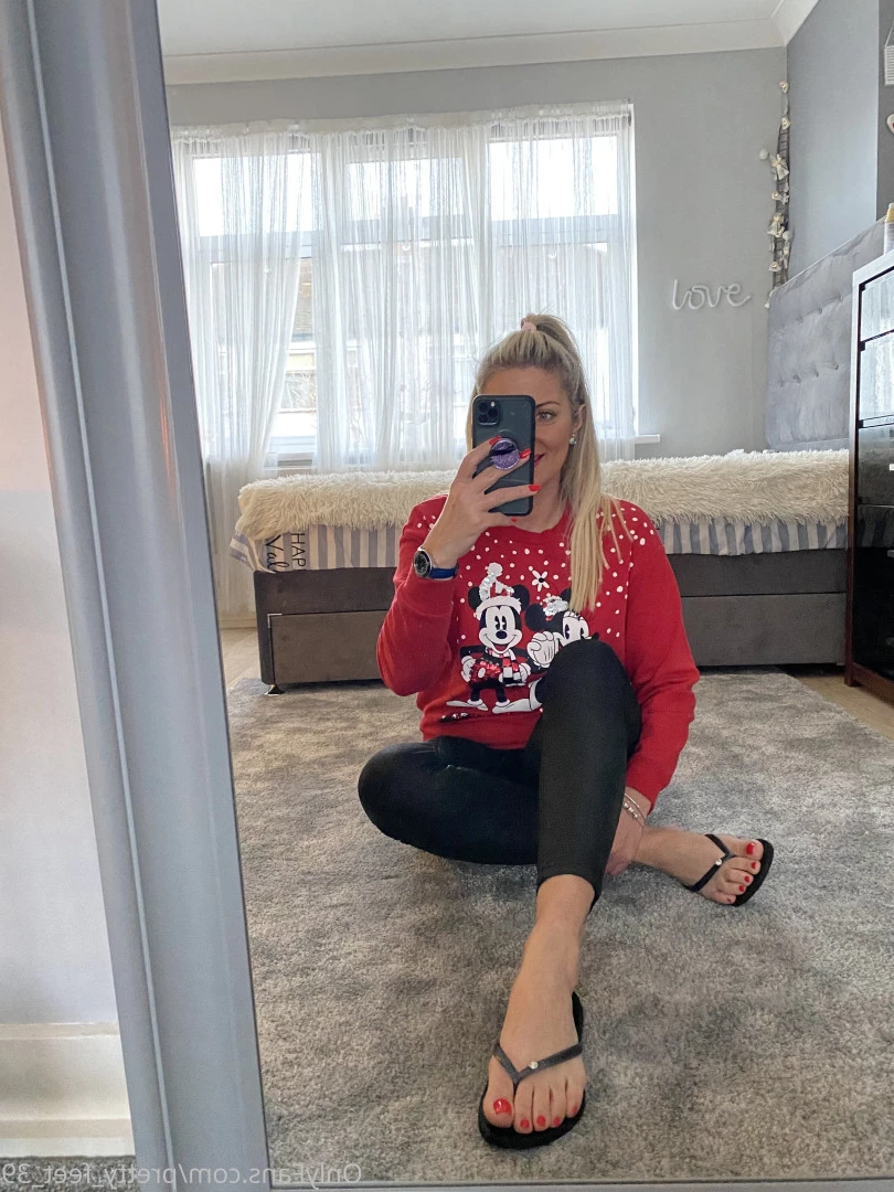Goddess Vanessa [ pretty_feet_39 ] Onlyfans leaked photo 7179573 on Hotleaks.tv