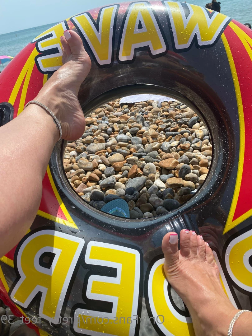 Goddess Vanessa [ pretty_feet_39 ] Onlyfans leaked photo 7180152 on Hotleaks.tv