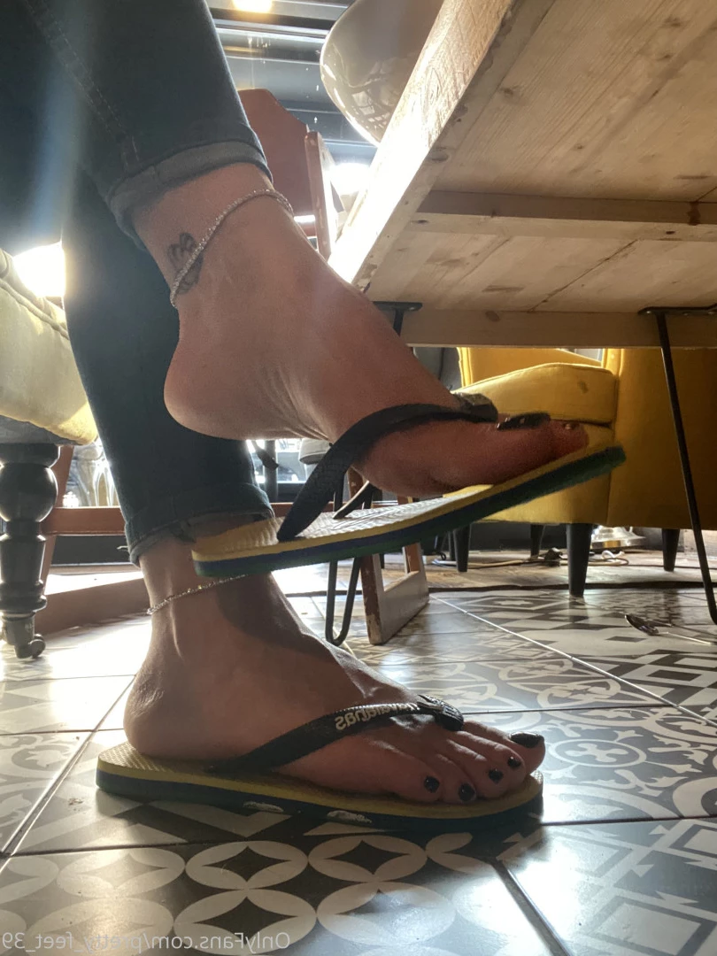 Goddess Vanessa [ pretty_feet_39 ] Onlyfans leaked photo 7180397 on Hotleaks.tv