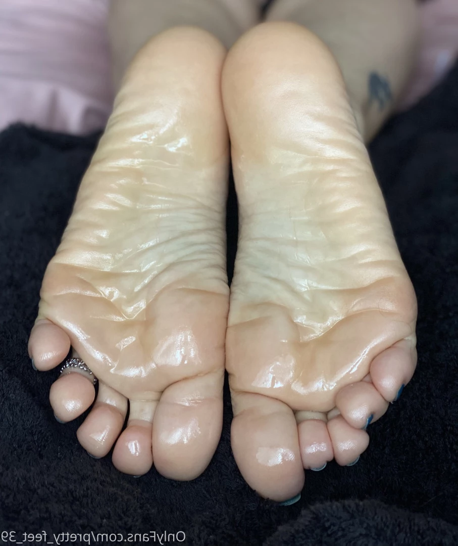 Goddess Vanessa [ pretty_feet_39 ] Onlyfans leaked photo 7181256 on Hotleaks.tv