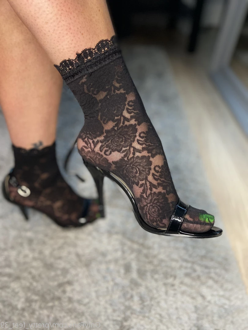 Goddess Vanessa [ pretty_feet_39 ] Onlyfans leaked photo 7182958 on Hotleaks.tv
