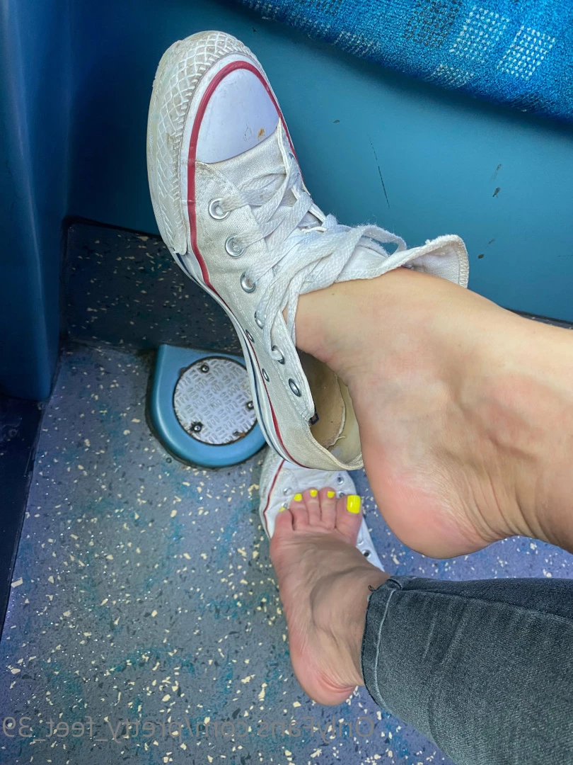 Goddess Vanessa [ pretty_feet_39 ] Onlyfans leaked photo 7183820 on Hotleaks.tv