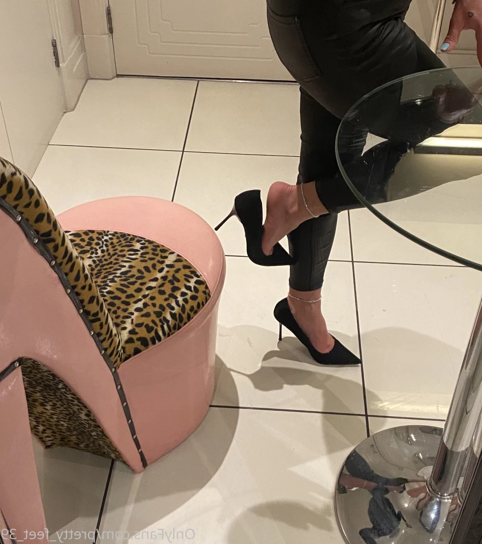 Goddess Vanessa [ pretty_feet_39 ] Onlyfans leaked photo 7184368 on Hotleaks.tv