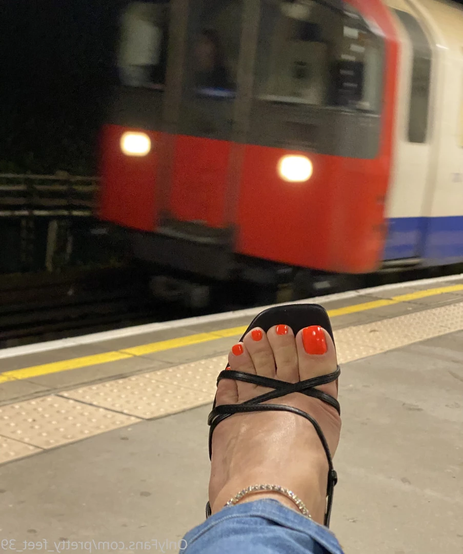 Goddess Vanessa [ pretty_feet_39 ] Onlyfans leaked photo 7185200 on Hotleaks.tv