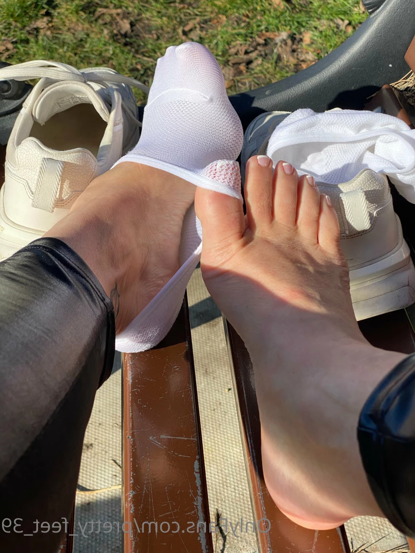 Goddess Vanessa [ pretty_feet_39 ] Onlyfans leaked photo 7188278 on Hotleaks.tv