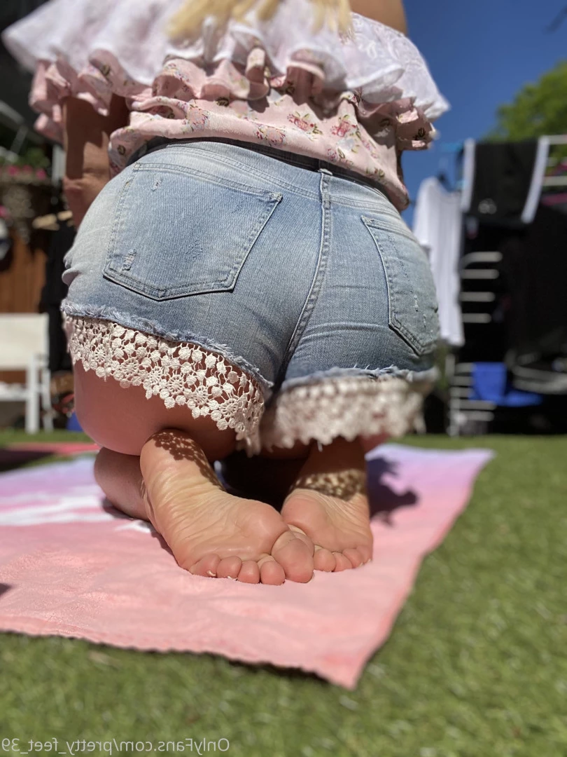 Goddess Vanessa [ pretty_feet_39 ] Onlyfans leaked photo 7189115 on Hotleaks.tv
