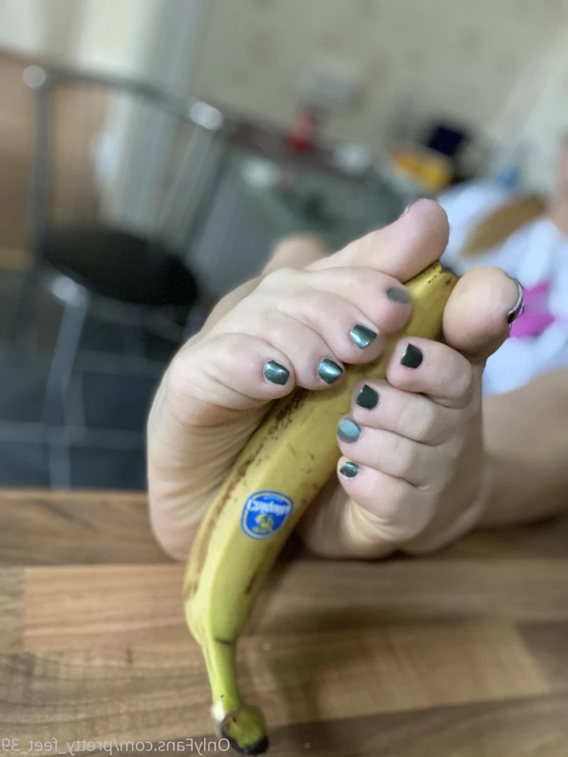 Goddess Vanessa [ pretty_feet_39 ] Onlyfans leaked photo 7189729 on Hotleaks.tv
