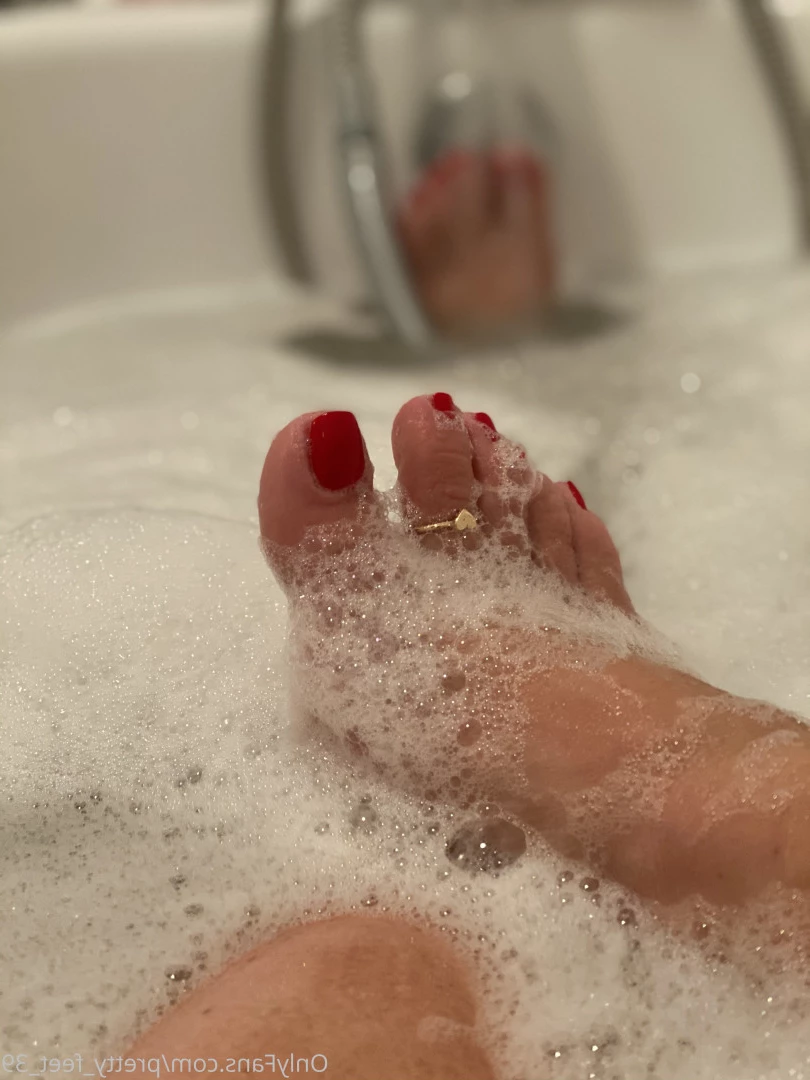 Goddess Vanessa [ pretty_feet_39 ] Onlyfans leaked photo 7190272 on Hotleaks.tv