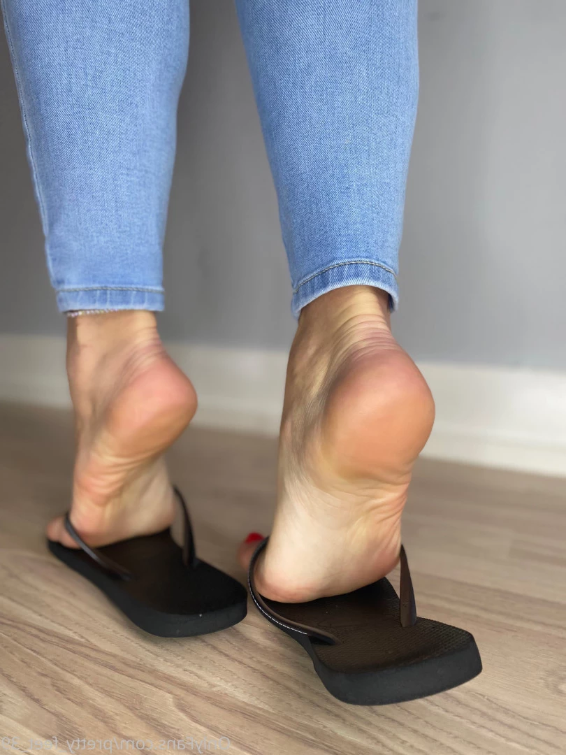 Goddess Vanessa [ pretty_feet_39 ] Onlyfans leaked photo 7192270 on Hotleaks.tv