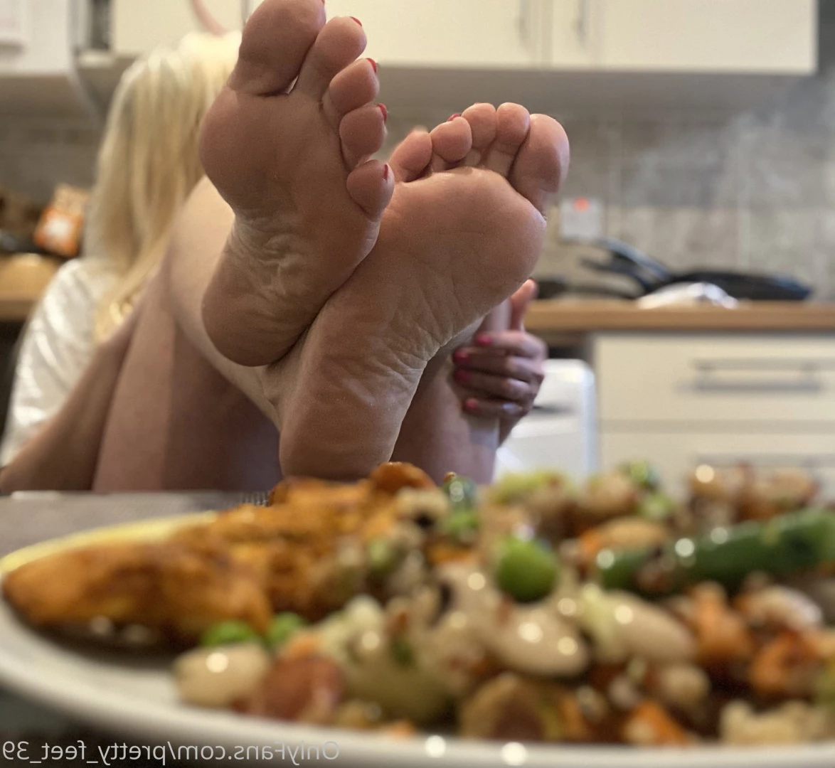 Goddess Vanessa [ pretty_feet_39 ] Onlyfans leaked photo 7192898 on Hotleaks.tv