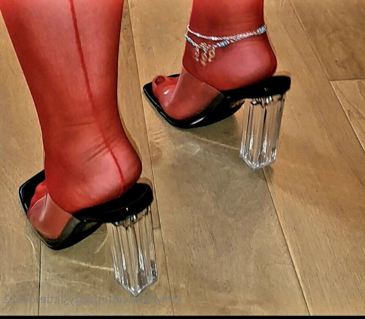 BellaG [ pretty_littletoes22 ] Onlyfans leaked photo 7304307 on Hotleaks.tv