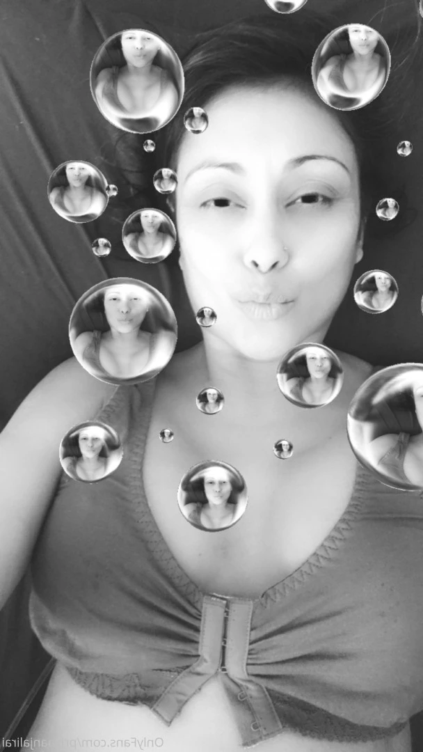 Priya Anjali Rai [ priyaanjalirai ] Onlyfans leaked photo 6727294 on Hotleaks.tv