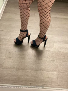 6970223