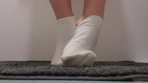 The Foot Queen of England [ queengf90premium ] Onlyfans leaked video 7021682 on Hotleaks.tv