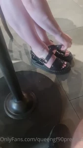 The Foot Queen of England [ queengf90premium ] Onlyfans leaked video 7021939 on Hotleaks.tv