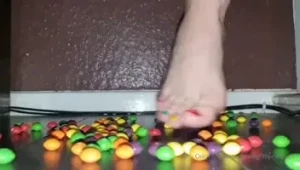The Foot Queen of England [ queengf90premium ] Onlyfans leaked video 7023024 on Hotleaks.tv