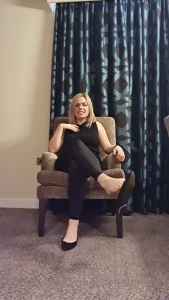 The Foot Queen of England [ queengf90premium ] Onlyfans leaked video 7023744 on Hotleaks.tv