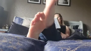 The Foot Queen of England [ queengf90premium ] Onlyfans leaked video 7025971 on Hotleaks.tv