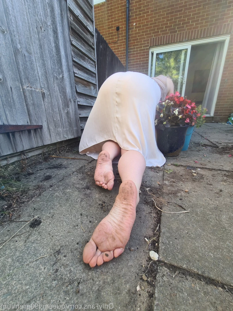 The Foot Queen of England [ queengf90premium ] Onlyfans leaked photo 7118283 on Hotleaks.tv