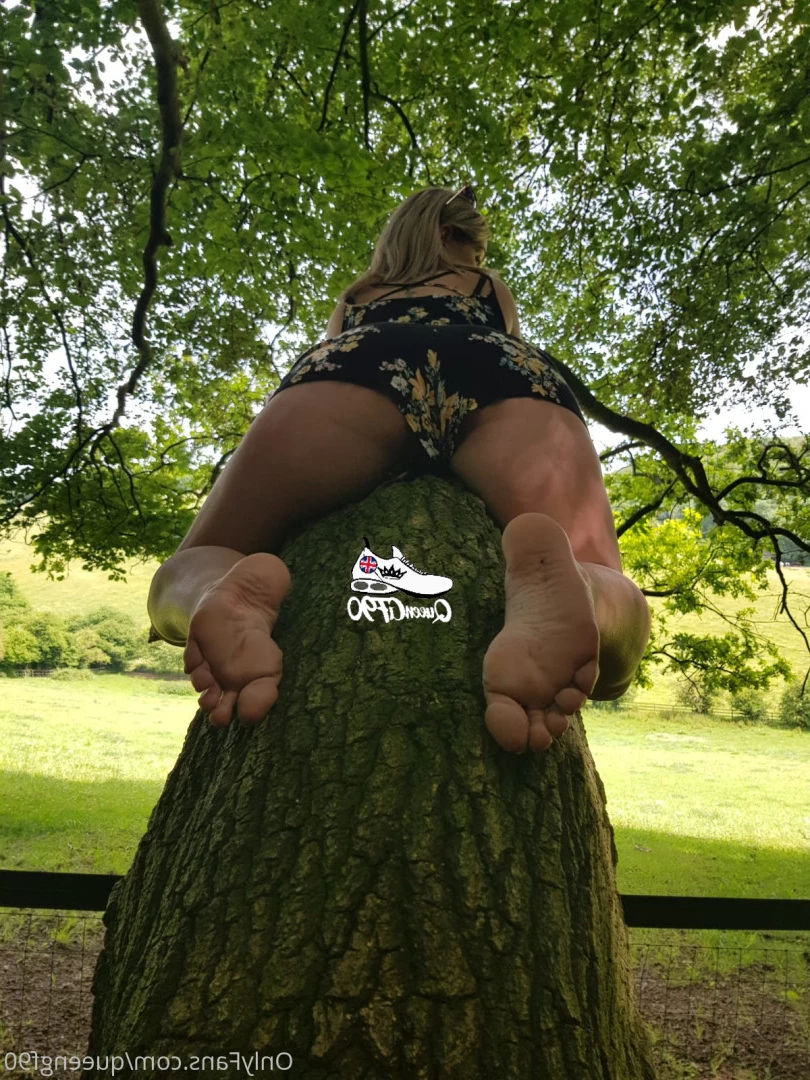 The Foot Queen of England [ queengf90premium ] Onlyfans leaked photo 7119076 on Hotleaks.tv