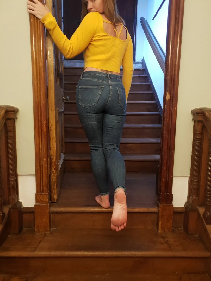 The Foot Queen of England [ queengf90premium ] Onlyfans leaked photo 7121658 on Hotleaks.tv