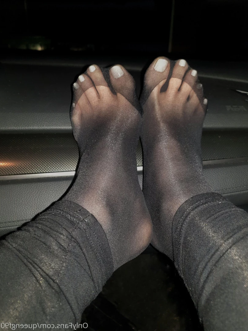 The Foot Queen of England [ queengf90premium ] Onlyfans leaked photo 7122146 on Hotleaks.tv