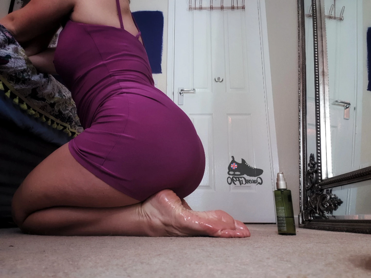 The Foot Queen of England [ queengf90premium ] Onlyfans leaked photo 7123004 on Hotleaks.tv