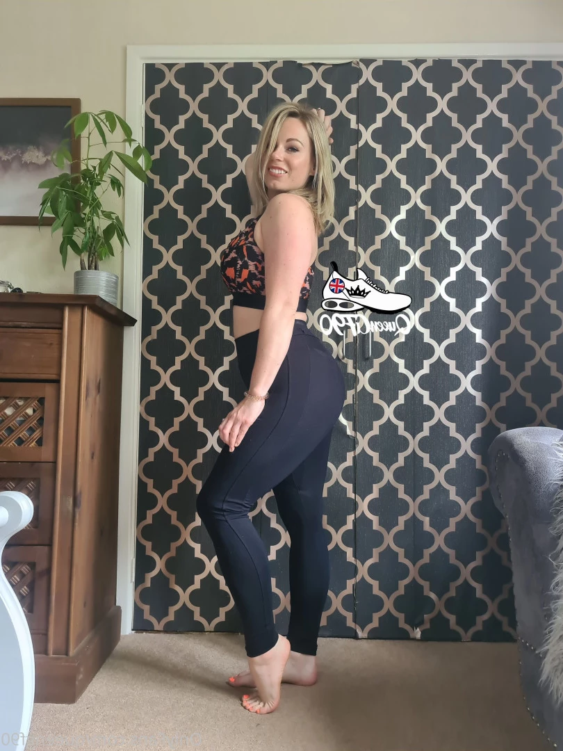 The Foot Queen of England [ queengf90premium ] Onlyfans leaked photo 7123137 on Hotleaks.tv