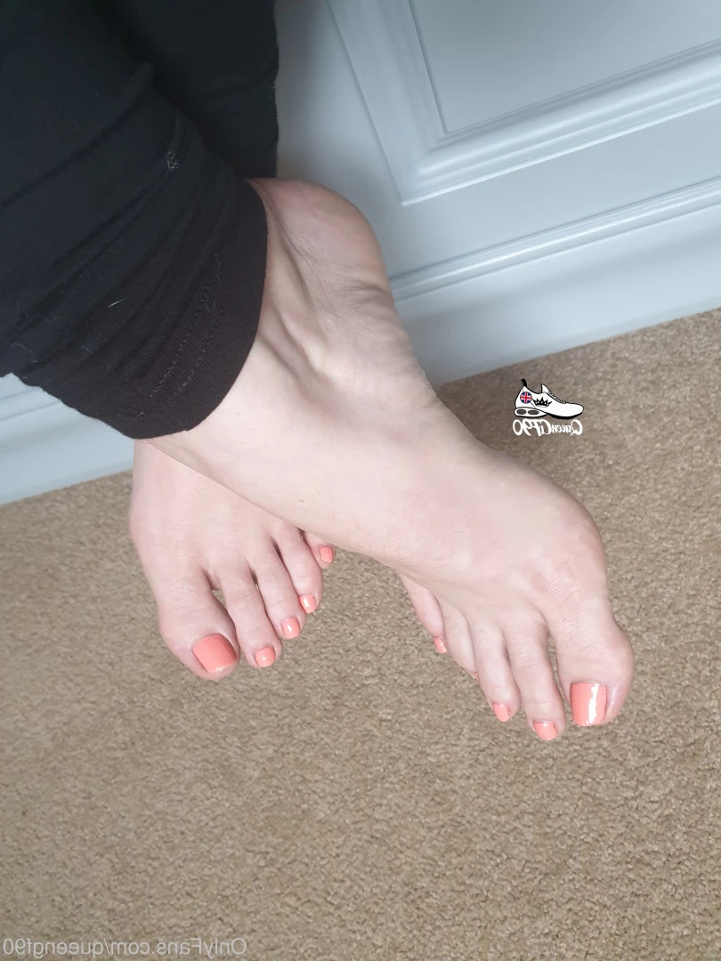 The Foot Queen of England [ queengf90premium ] Onlyfans leaked photo 7123503 on Hotleaks.tv