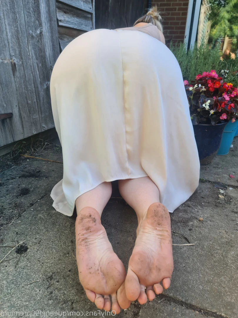 The Foot Queen of England [ queengf90premium ] Onlyfans leaked photo 7123548 on Hotleaks.tv