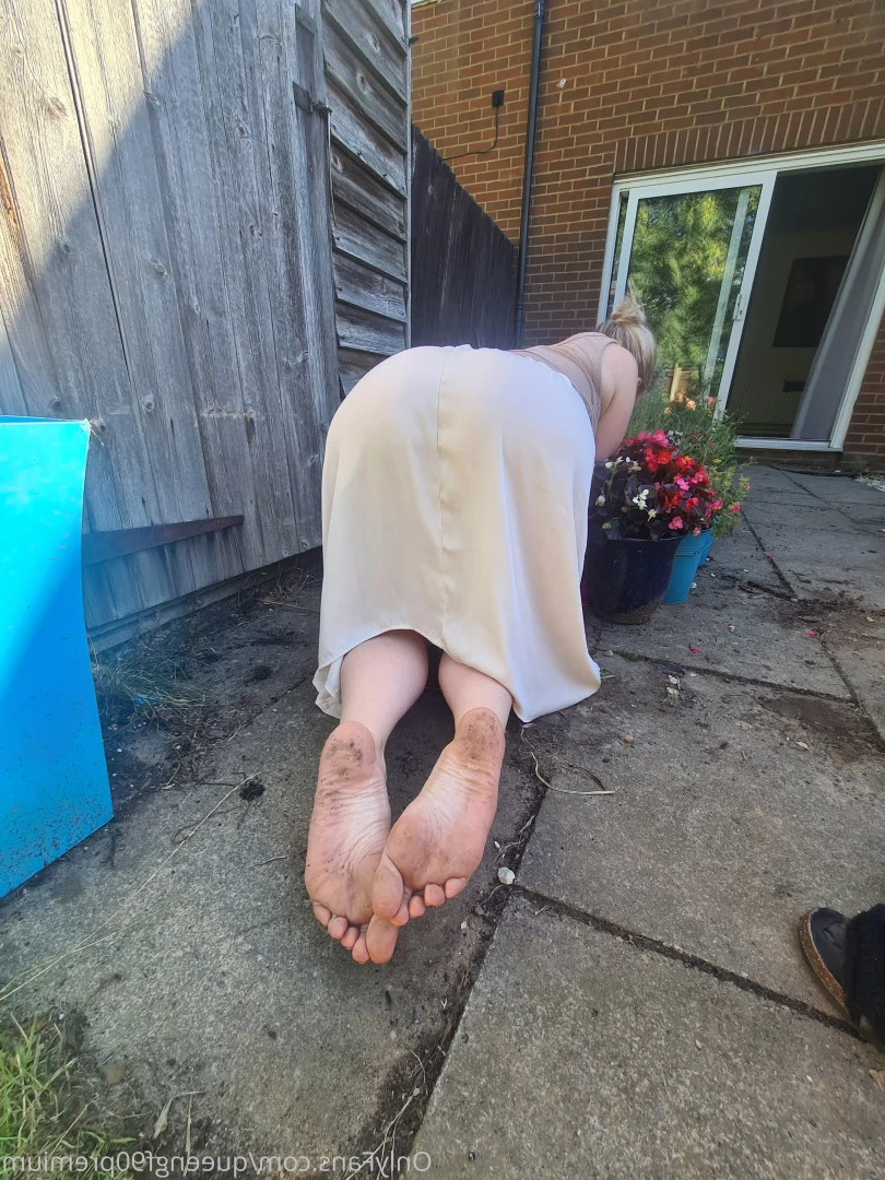 The Foot Queen of England [ queengf90premium ] Onlyfans leaked photo 7124268 on Hotleaks.tv