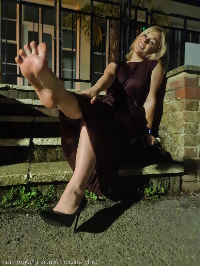 The Foot Queen of England [ queengf90premium ] Onlyfans leaked photo 7124301 on Hotleaks.tv