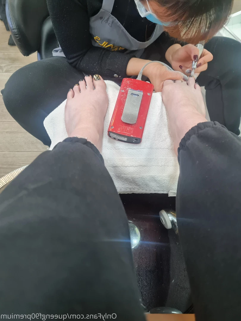 The Foot Queen of England [ queengf90premium ] Onlyfans leaked photo 7126361 on Hotleaks.tv